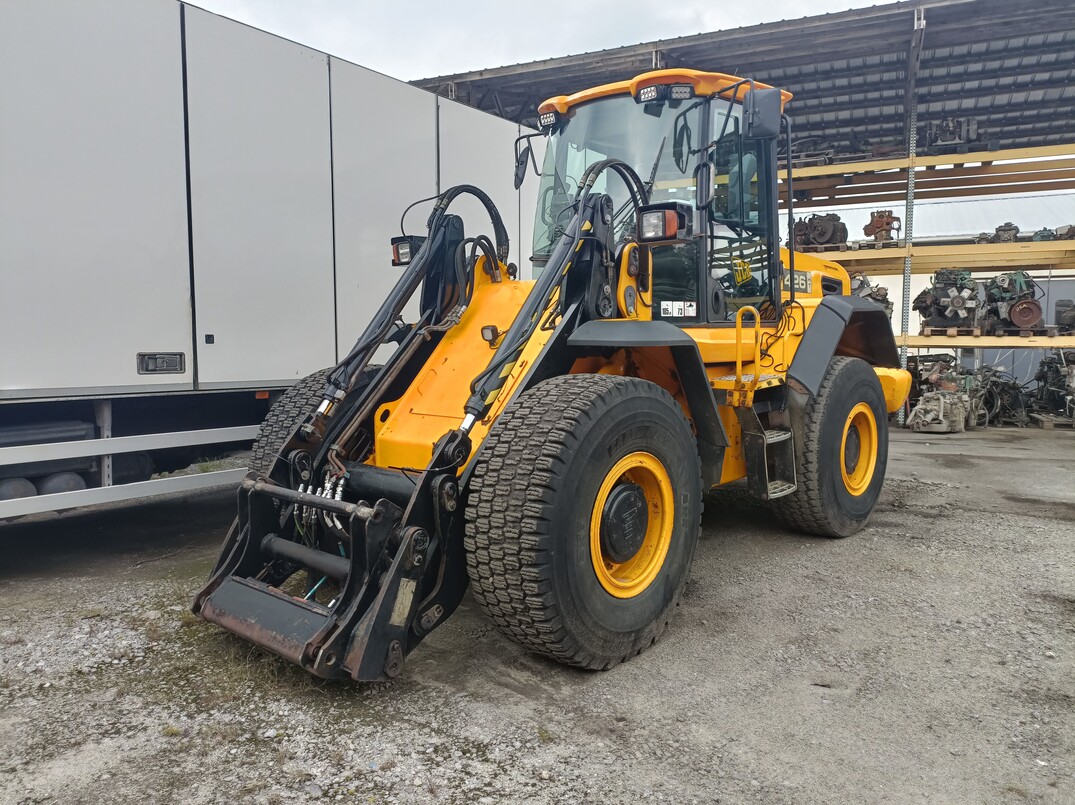 JCB 426HT image