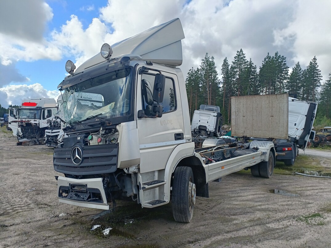 Mercedes-Benz ATEGO kuva